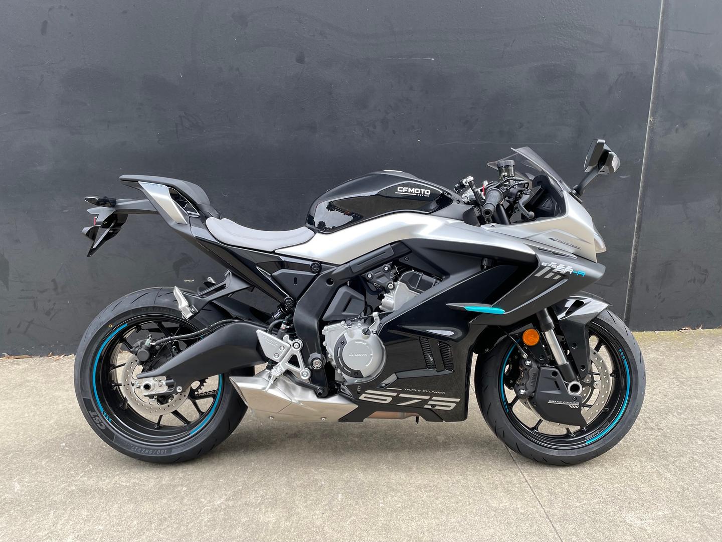 2026 CF MOTO 675 SR-R SPORTS