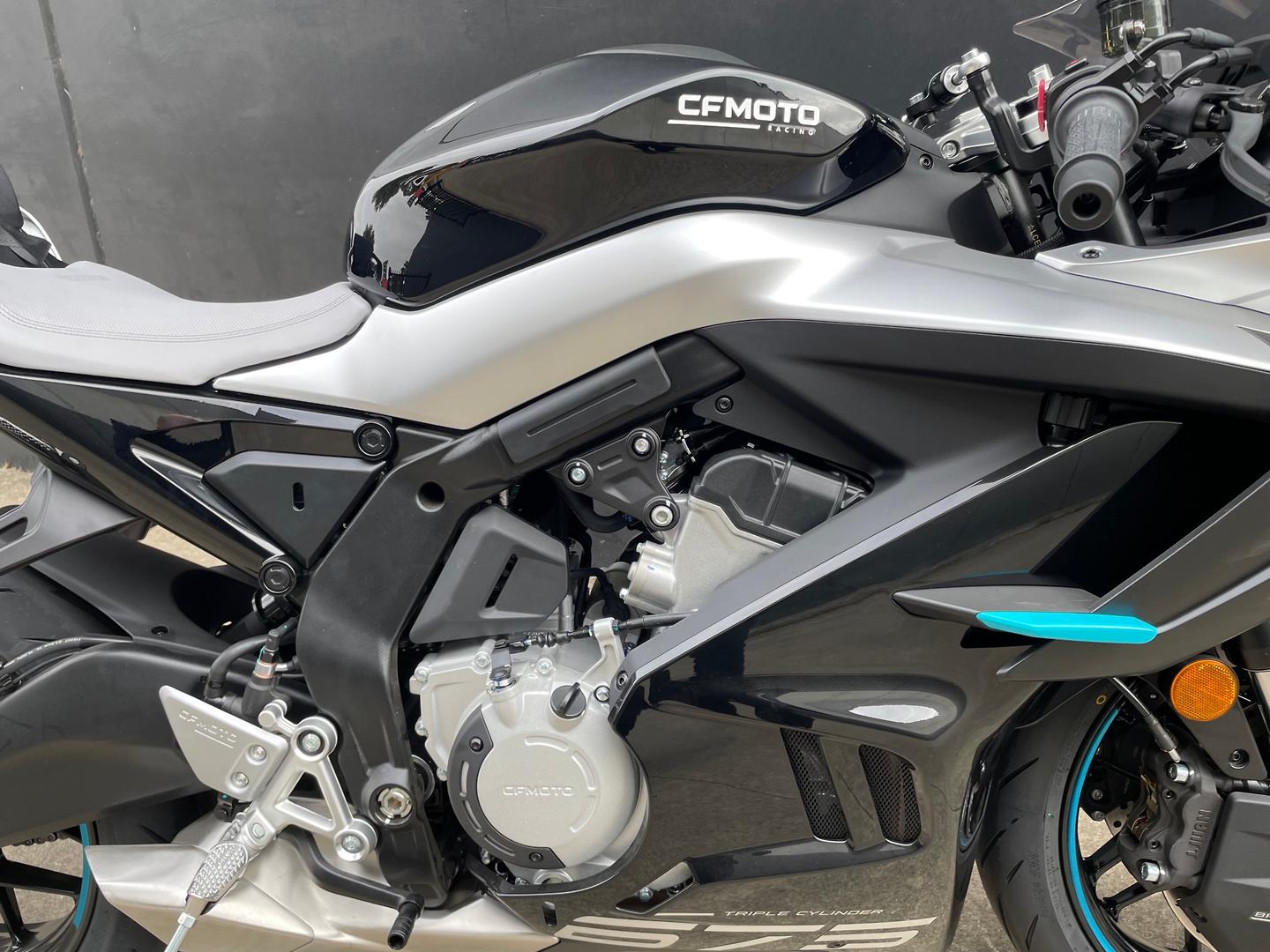 2026 CF MOTO 675 SR-R SPORTS