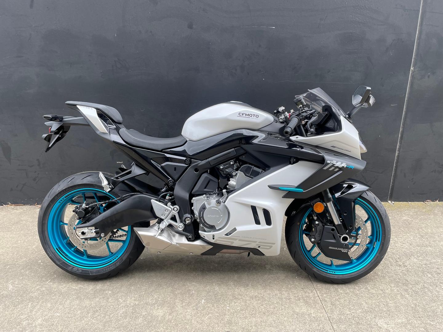 2026 CF MOTO 675 SR-R SPORTS