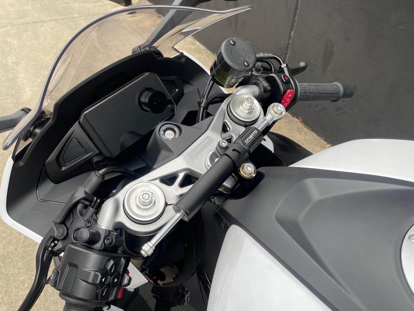 2026 CF MOTO 675 SR-R SPORTS
