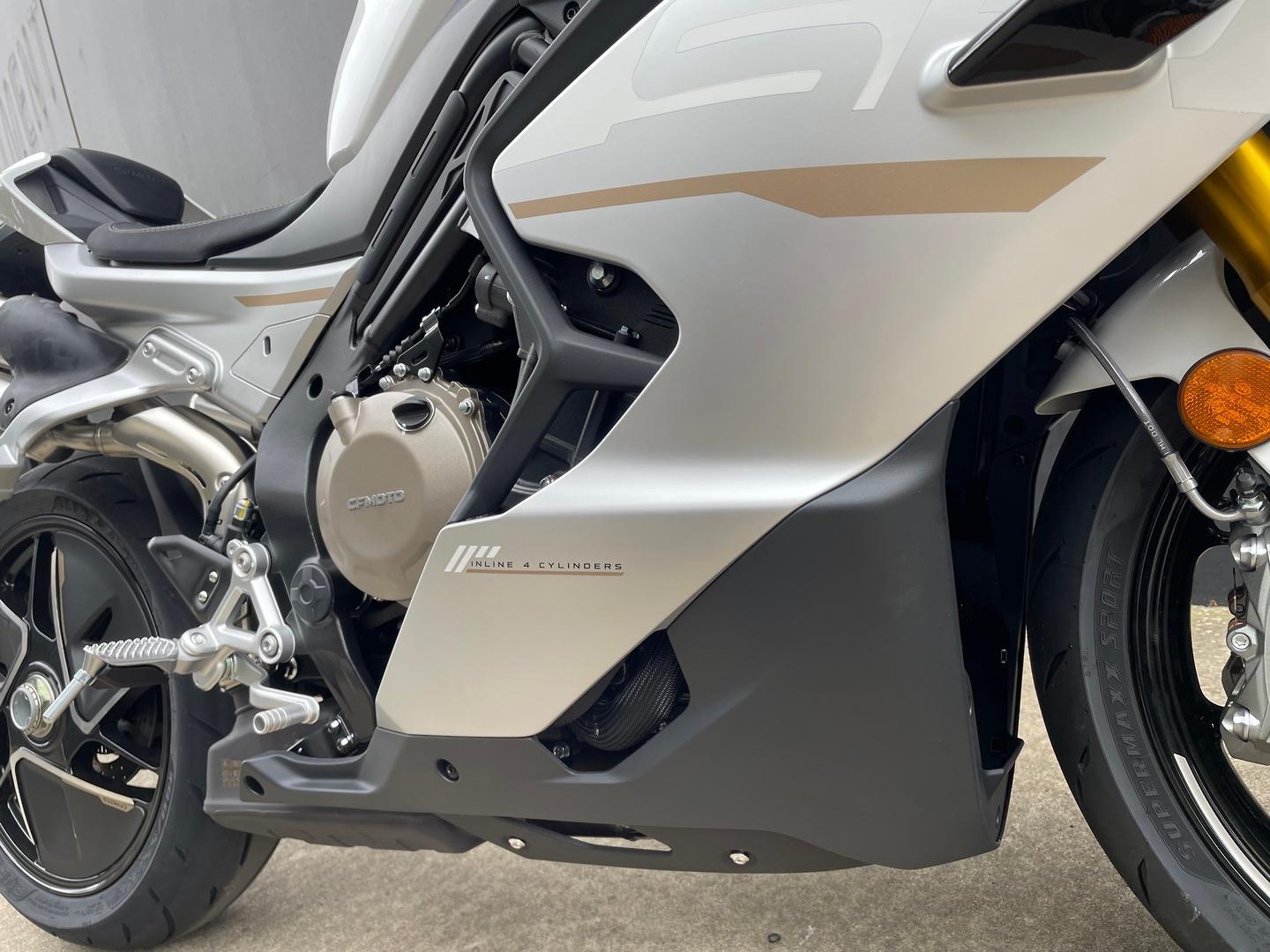 2026 CFMOTO 750 SR-S SPORTS