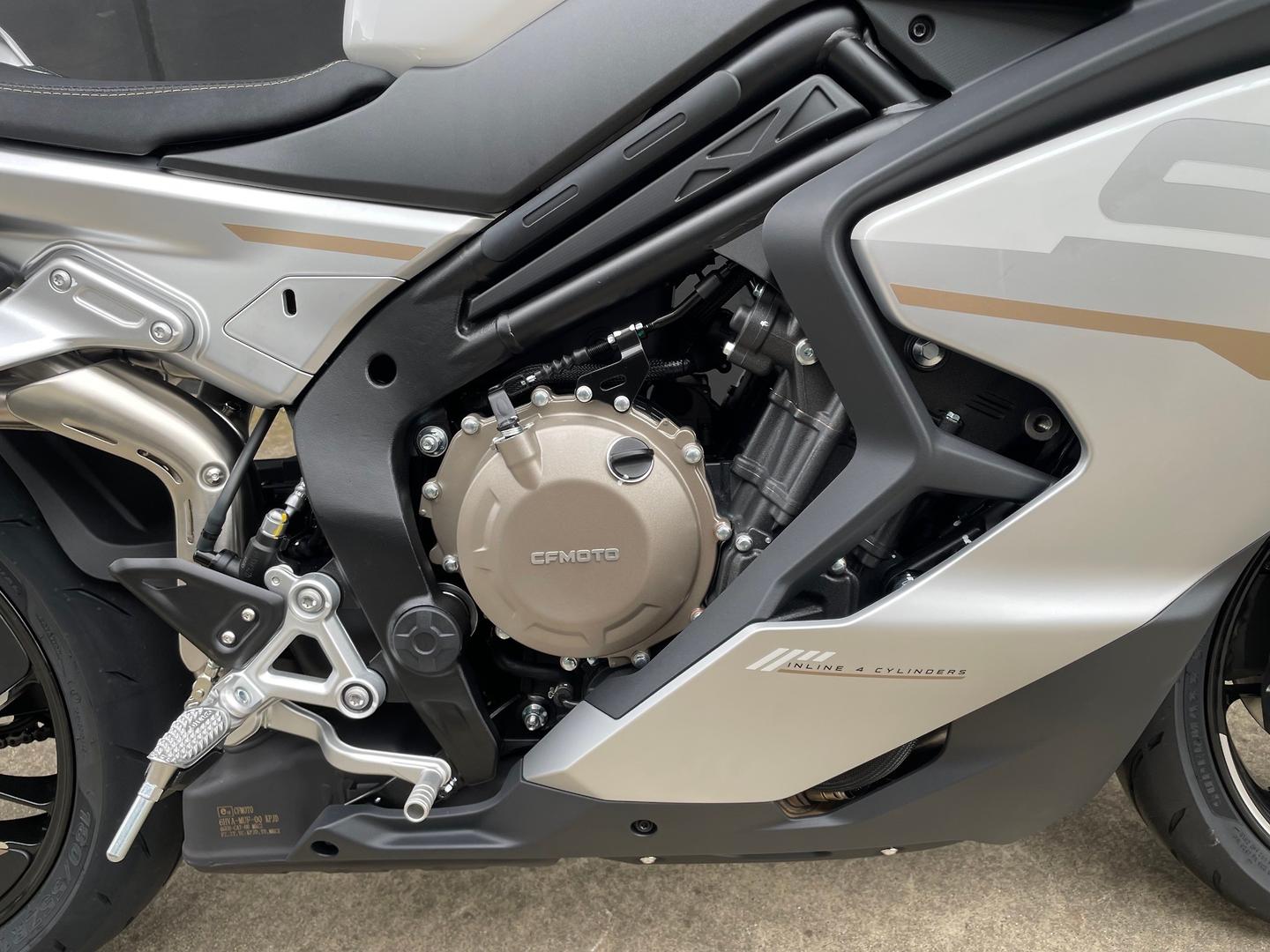 2026 CFMOTO 750 SR-S SPORTS