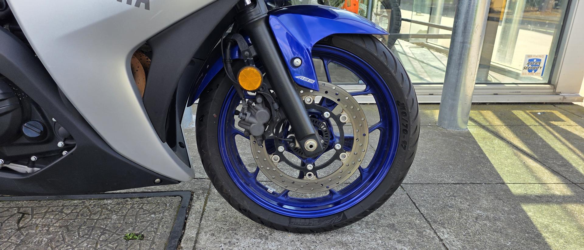 2015 YAMAHA YZF-R3 ABS SPORTS