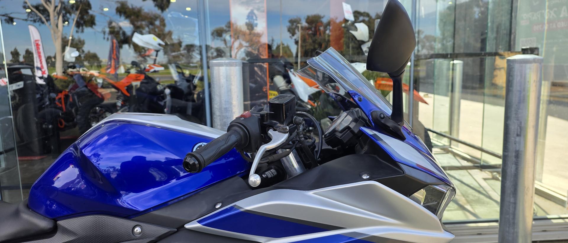 2015 YAMAHA YZF-R3 ABS SPORTS