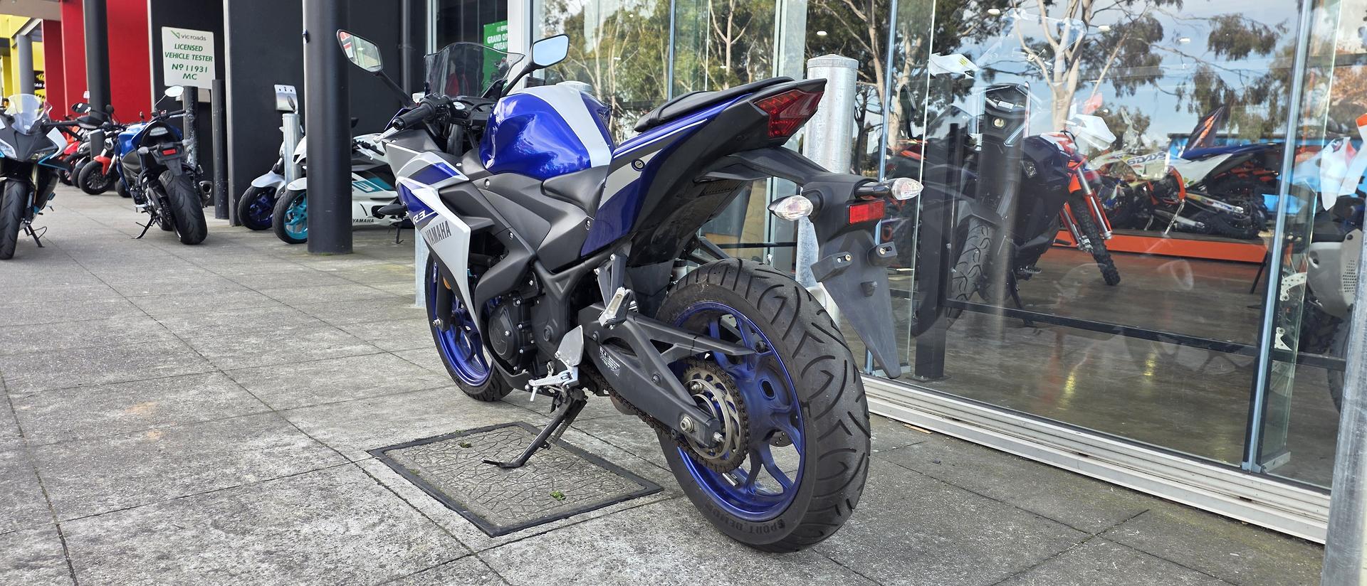 2015 YAMAHA YZF-R3 ABS SPORTS
