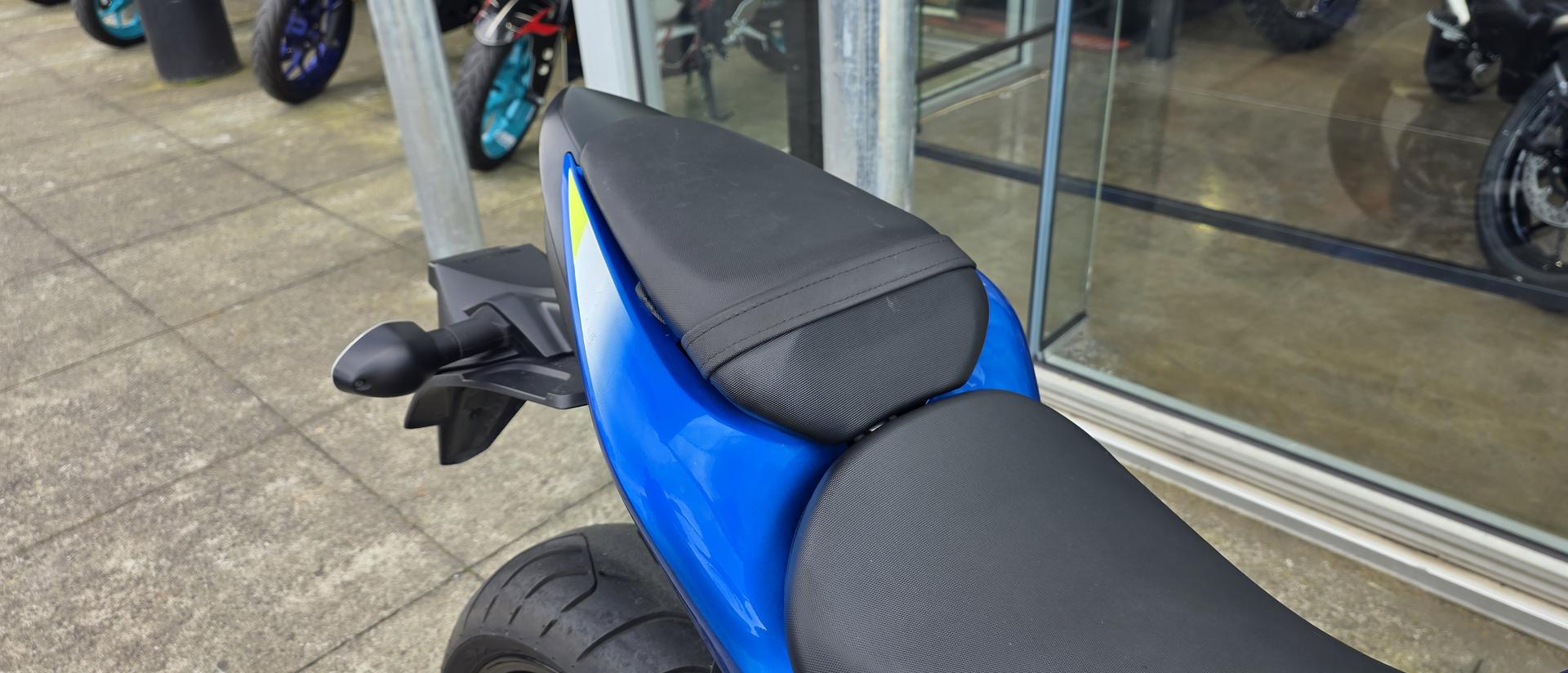 2016 SUZUKI GSX-S1000 ROAD