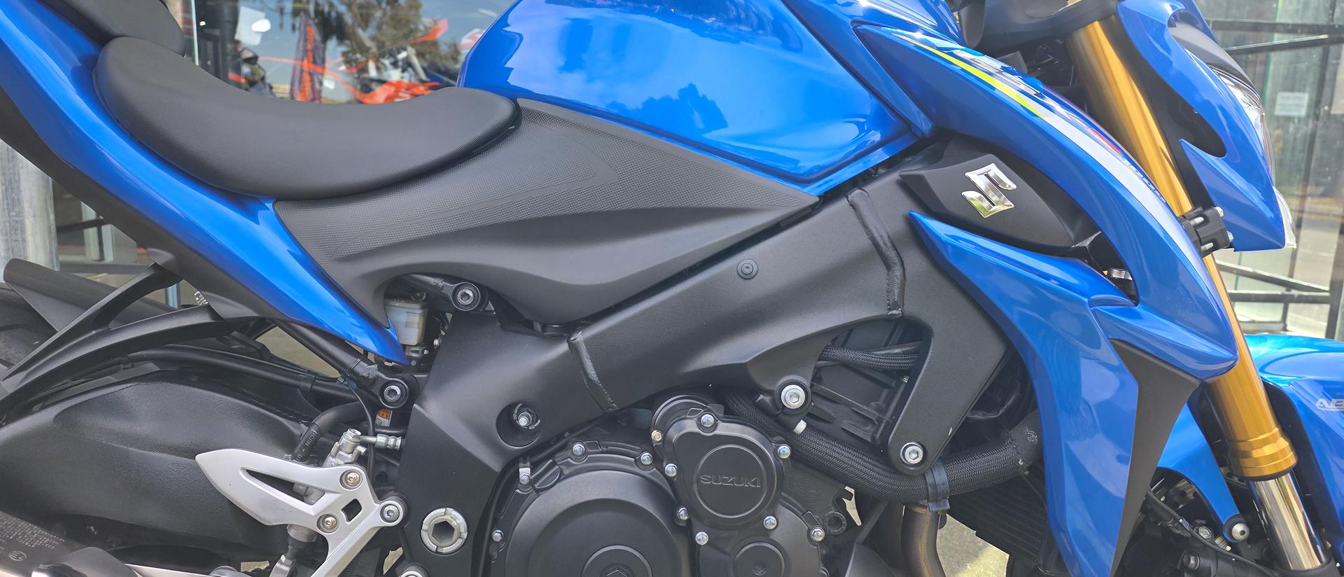 2016 SUZUKI GSX-S1000 ROAD