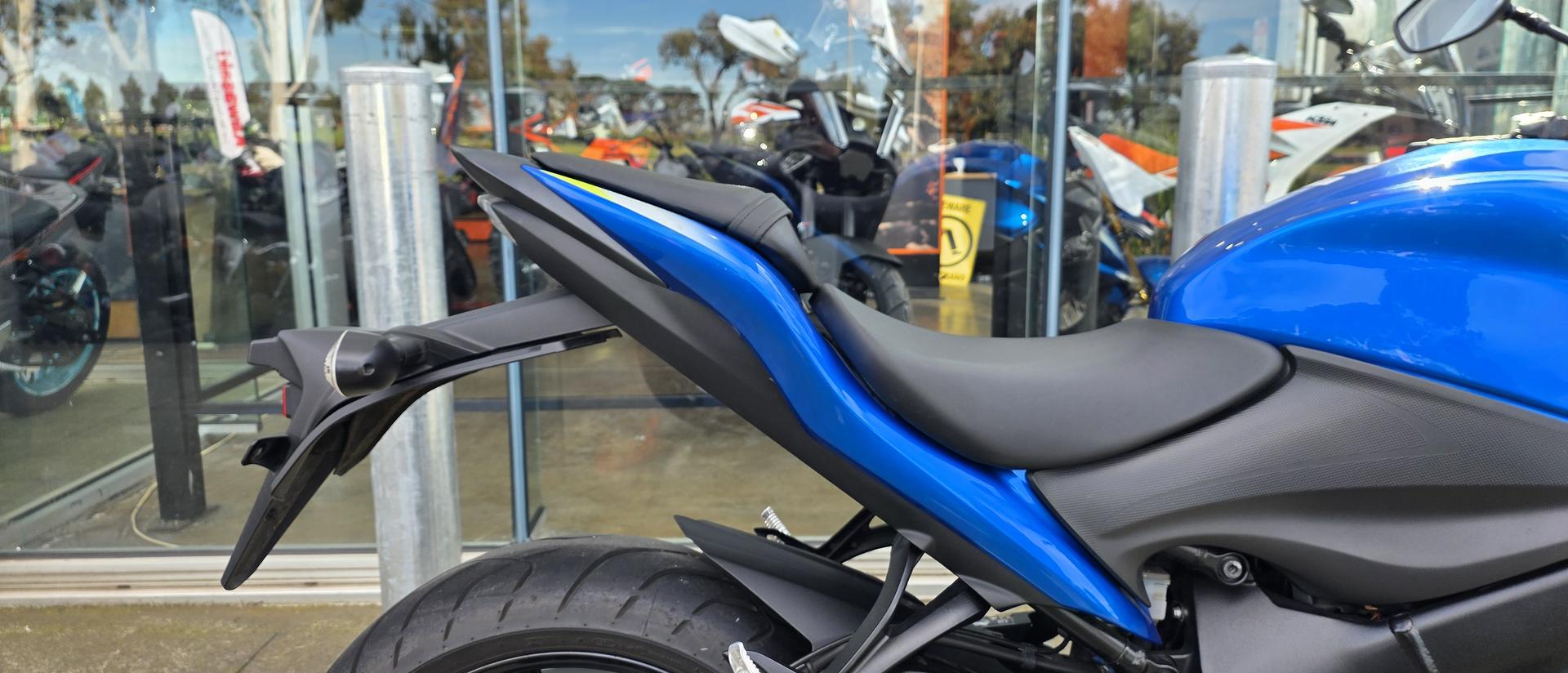 2016 SUZUKI GSX-S1000 ROAD