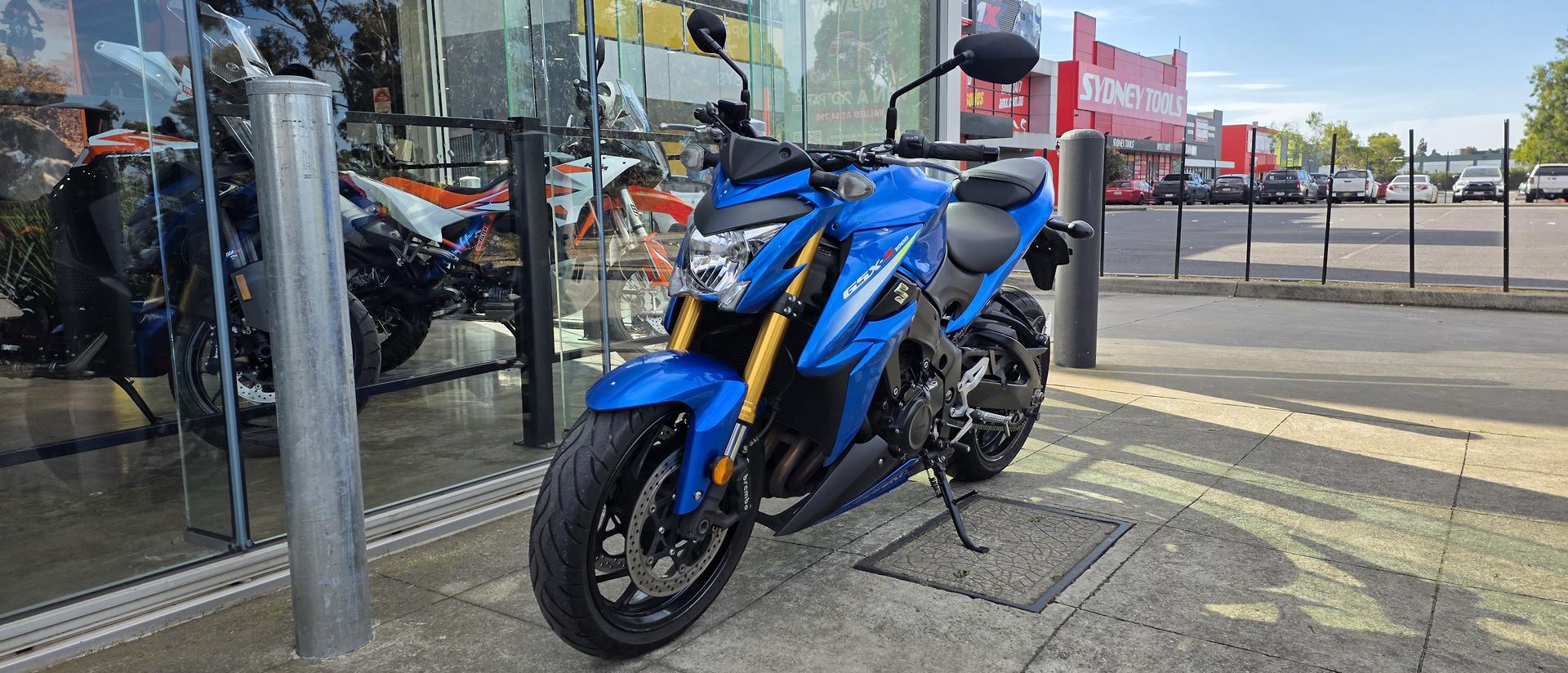 2016 SUZUKI GSX-S1000 ROAD
