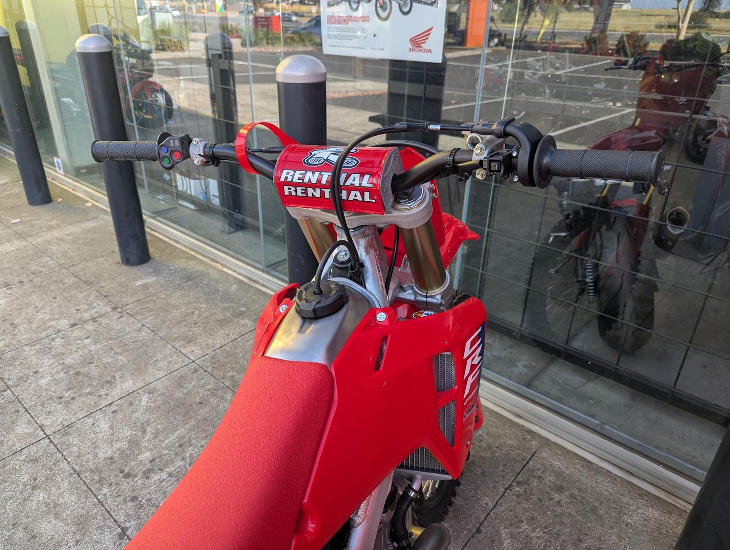 2025 HONDA CRF250R MOTOCROSS