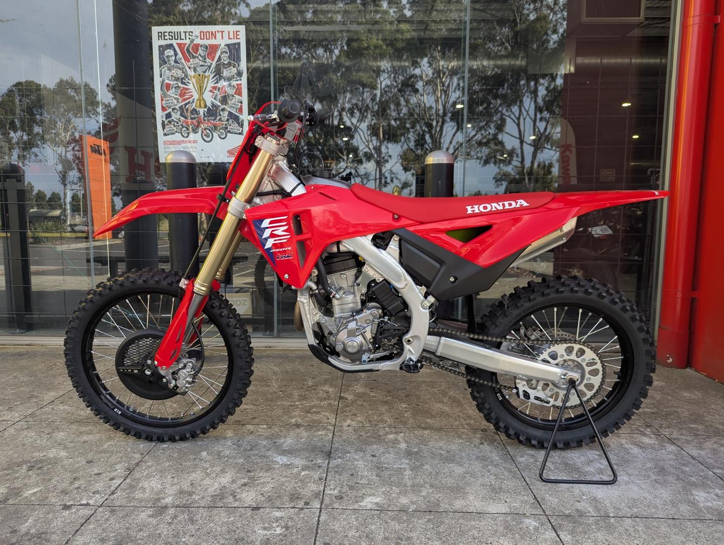 2025 HONDA CRF250R MOTOCROSS