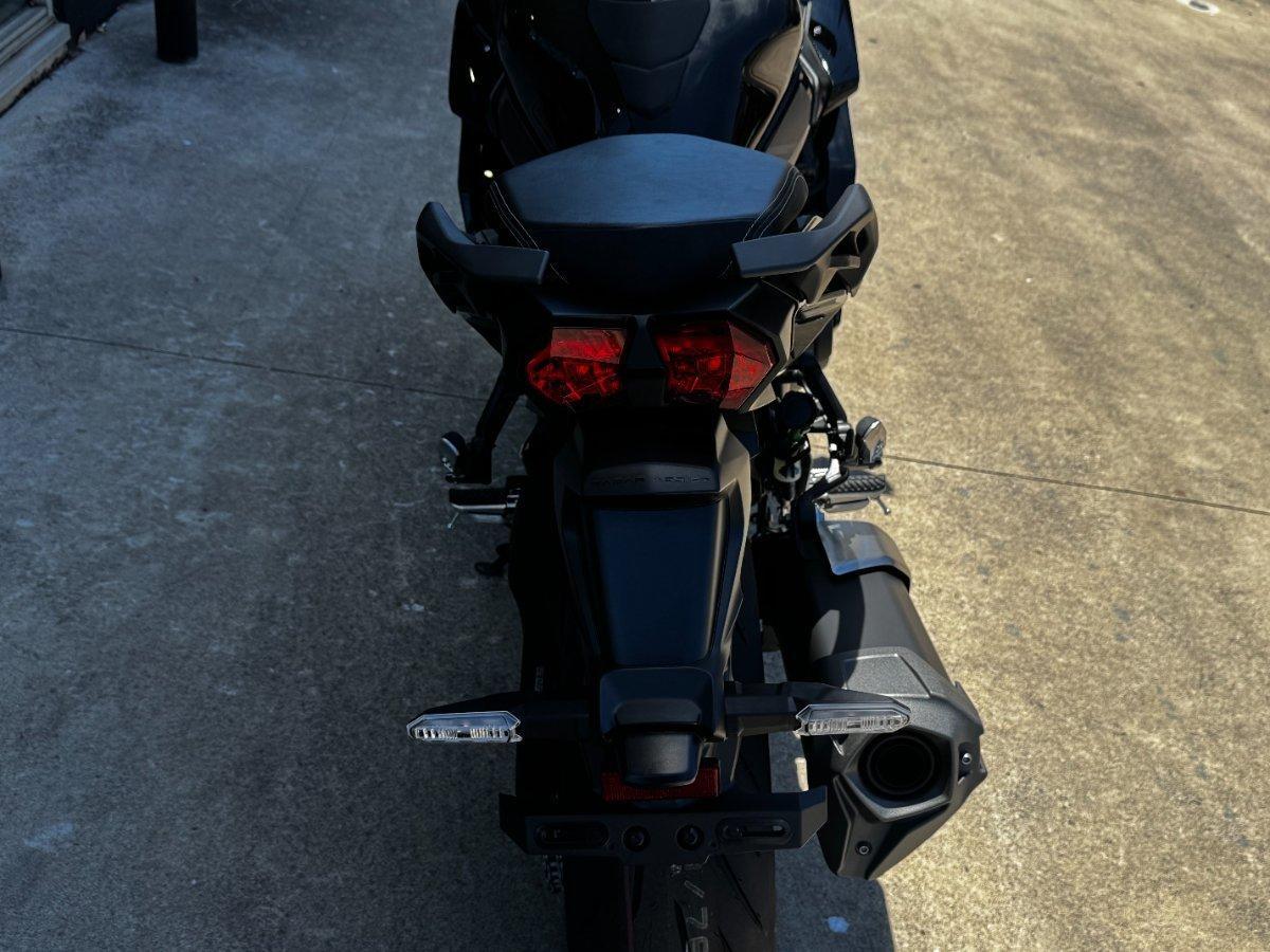 2025 KAWASAKI NINJA H2 SX SPORTS