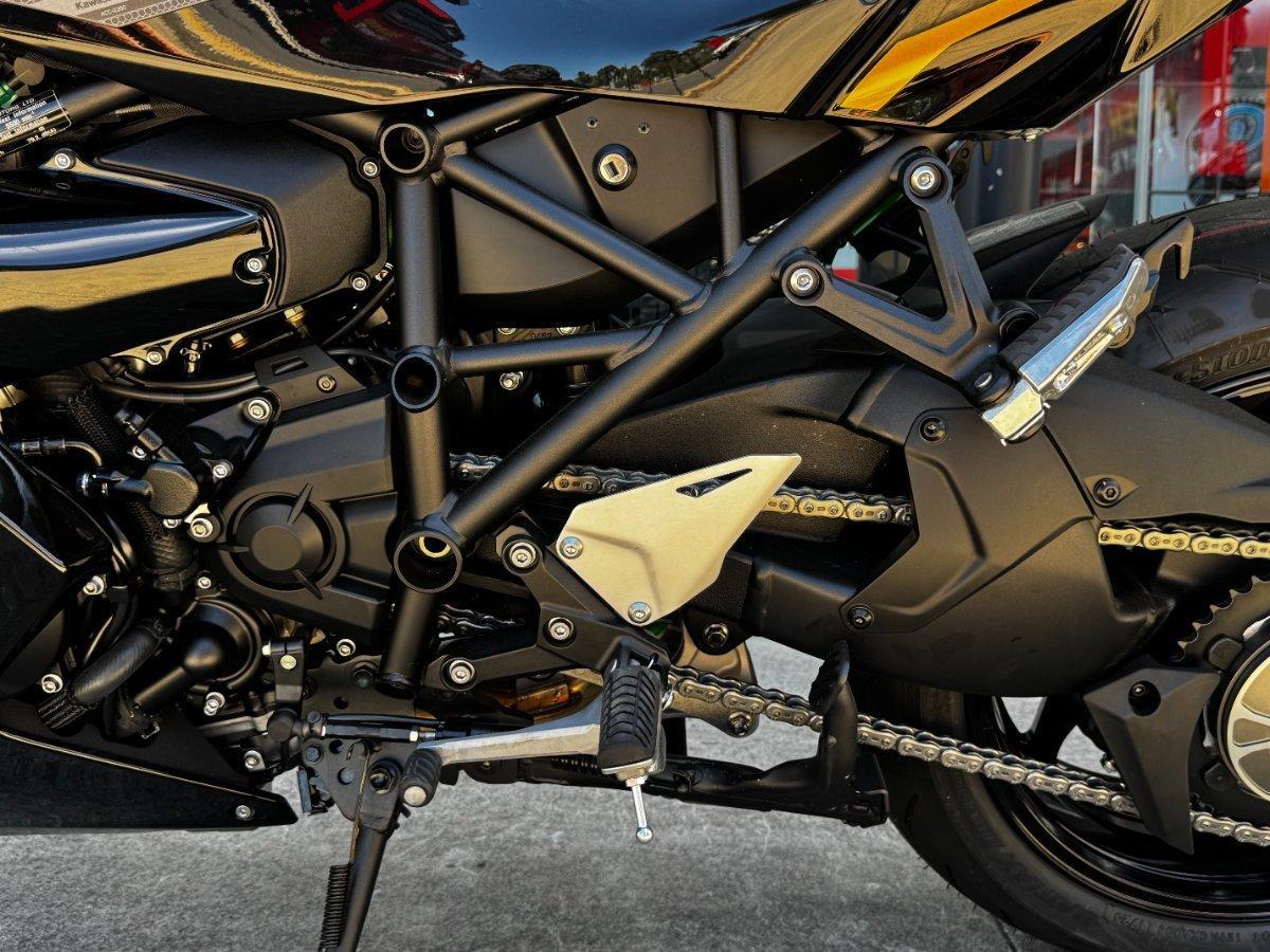 2025 KAWASAKI NINJA H2 SX SPORTS