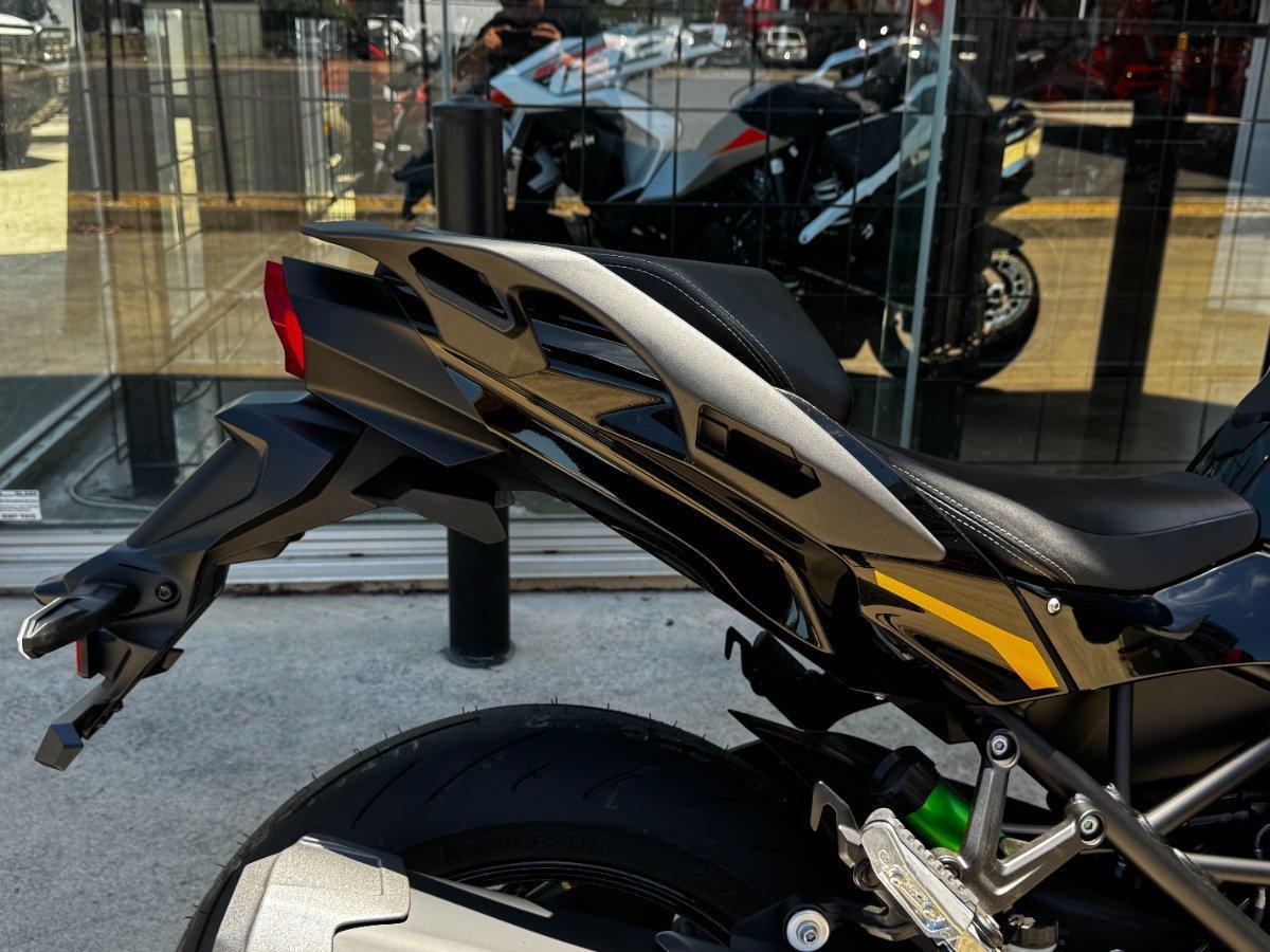 2025 KAWASAKI NINJA H2 SX SPORTS