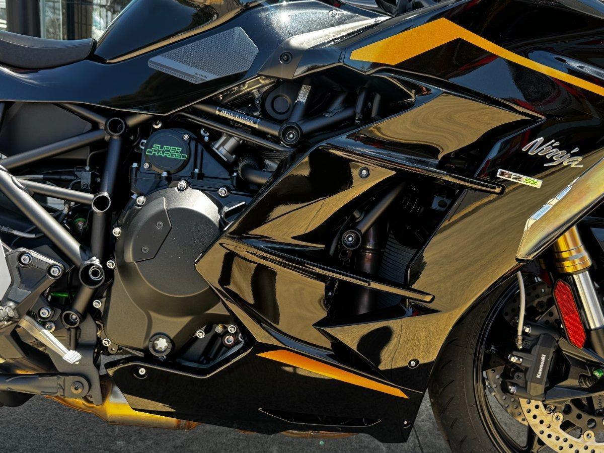 2025 KAWASAKI NINJA H2 SX SPORTS