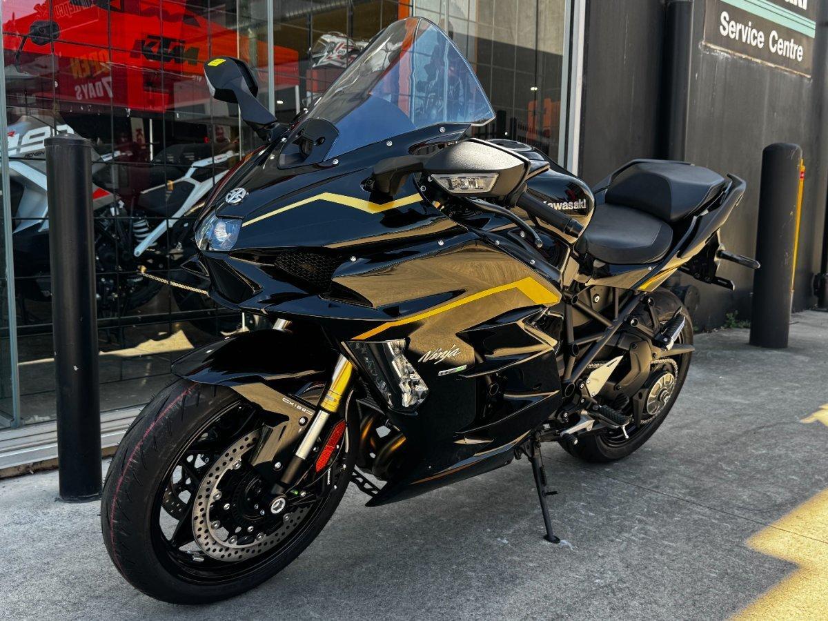 2025 KAWASAKI NINJA H2 SX SPORTS
