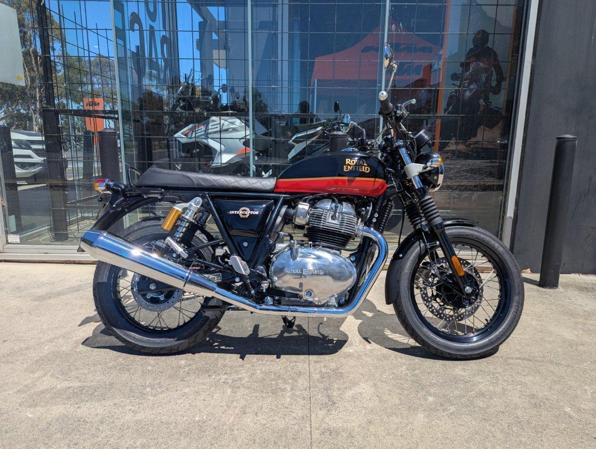 2025 ROYAL ENFIELD INTERCEPTOR 650 E5 CLASSIC ROAD
