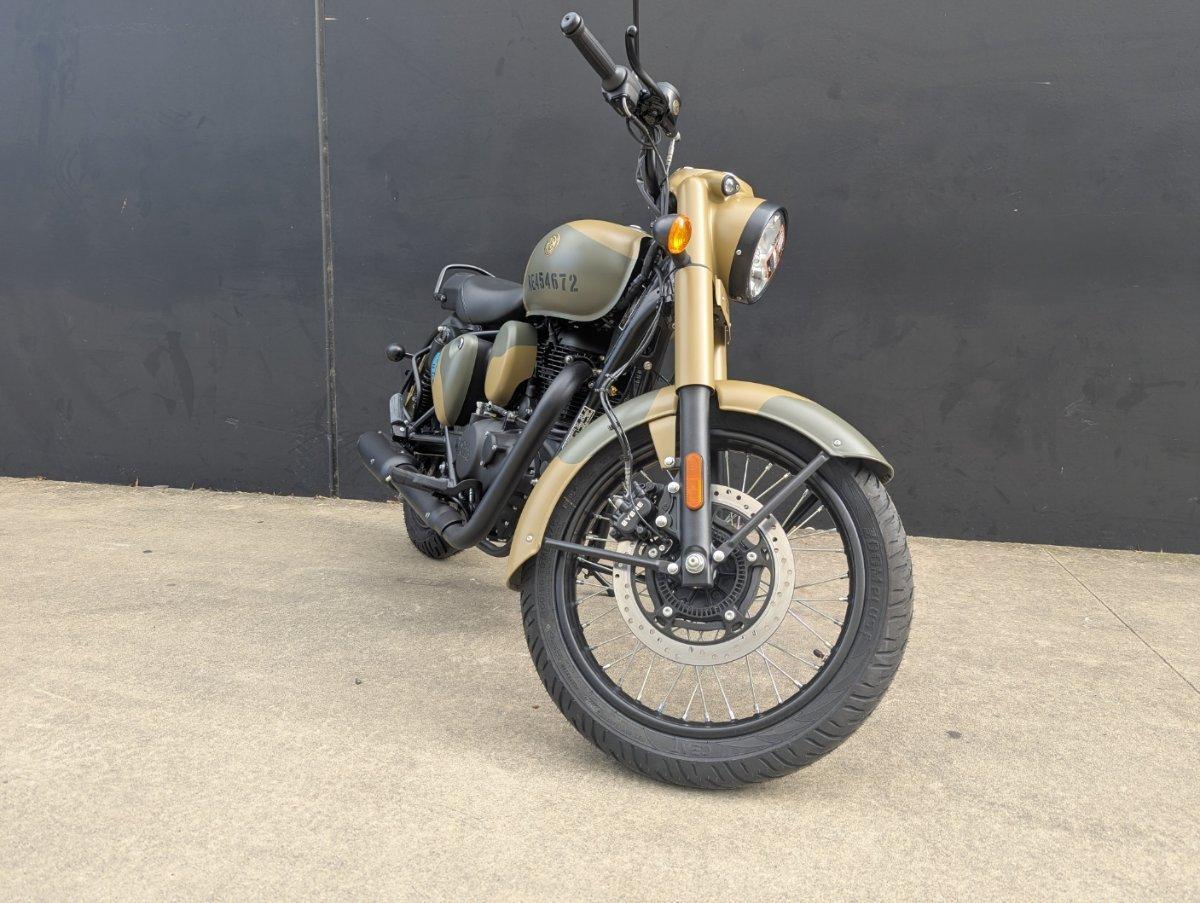2025 ROYAL ENFIELD CLASSIC 350 SIGNALS ROAD