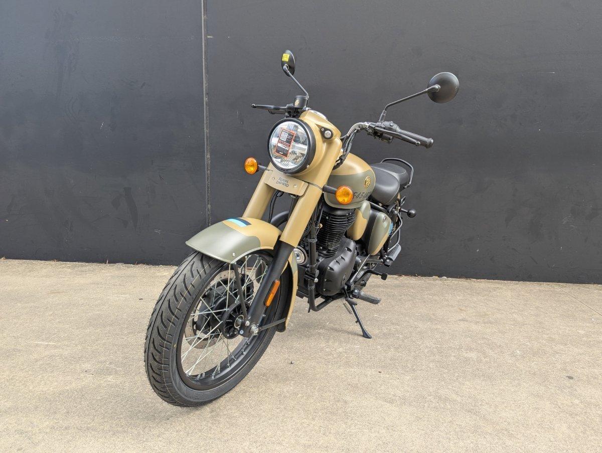 2025 ROYAL ENFIELD CLASSIC 350 SIGNALS ROAD
