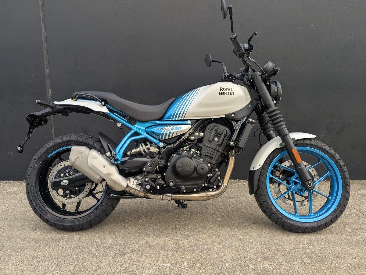 2025 ROYAL ENFIELD GUERILLA 450 ROAD