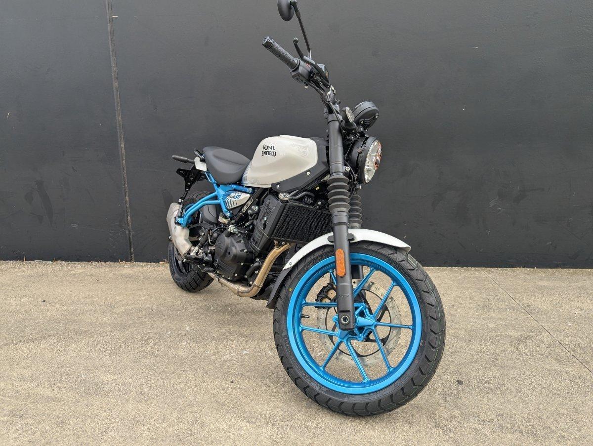 2025 ROYAL ENFIELD GUERILLA 450 ROAD