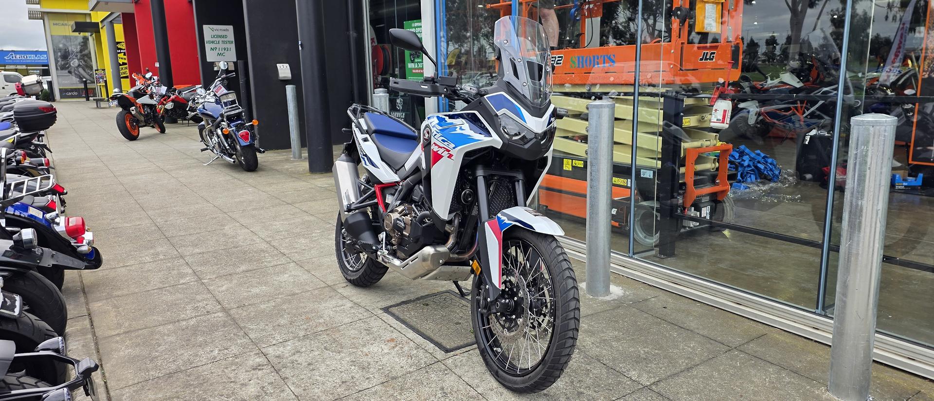 2025 HONDA CRF1100A AFRICA TWIN ES DCT (CRF1100D3) DUAL SPORTS