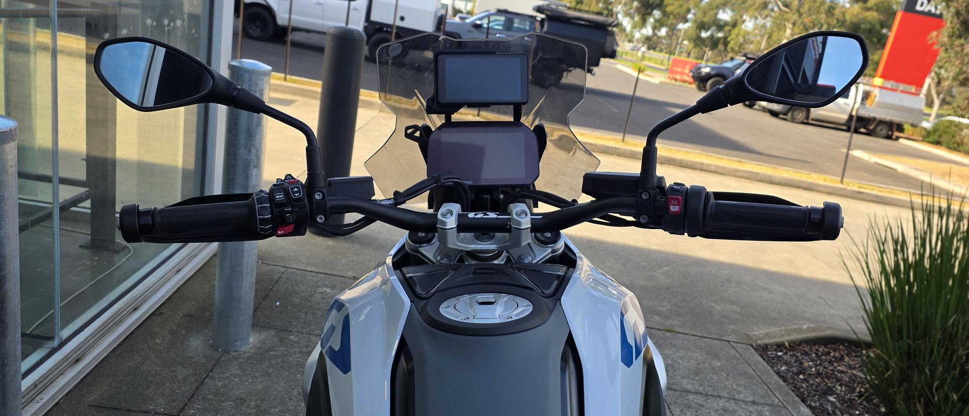 2025 BMW R 1300 GS PURE DUAL SPORTS