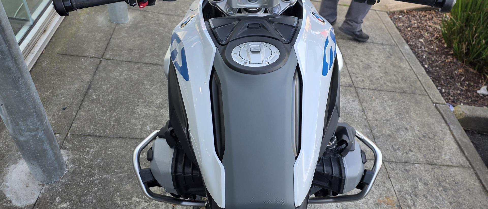 2025 BMW R 1300 GS PURE DUAL SPORTS