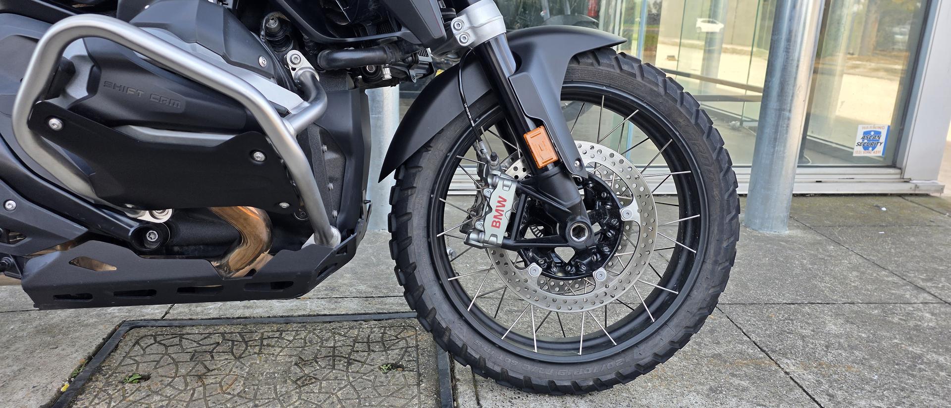 2025 BMW R 1300 GS PURE DUAL SPORTS