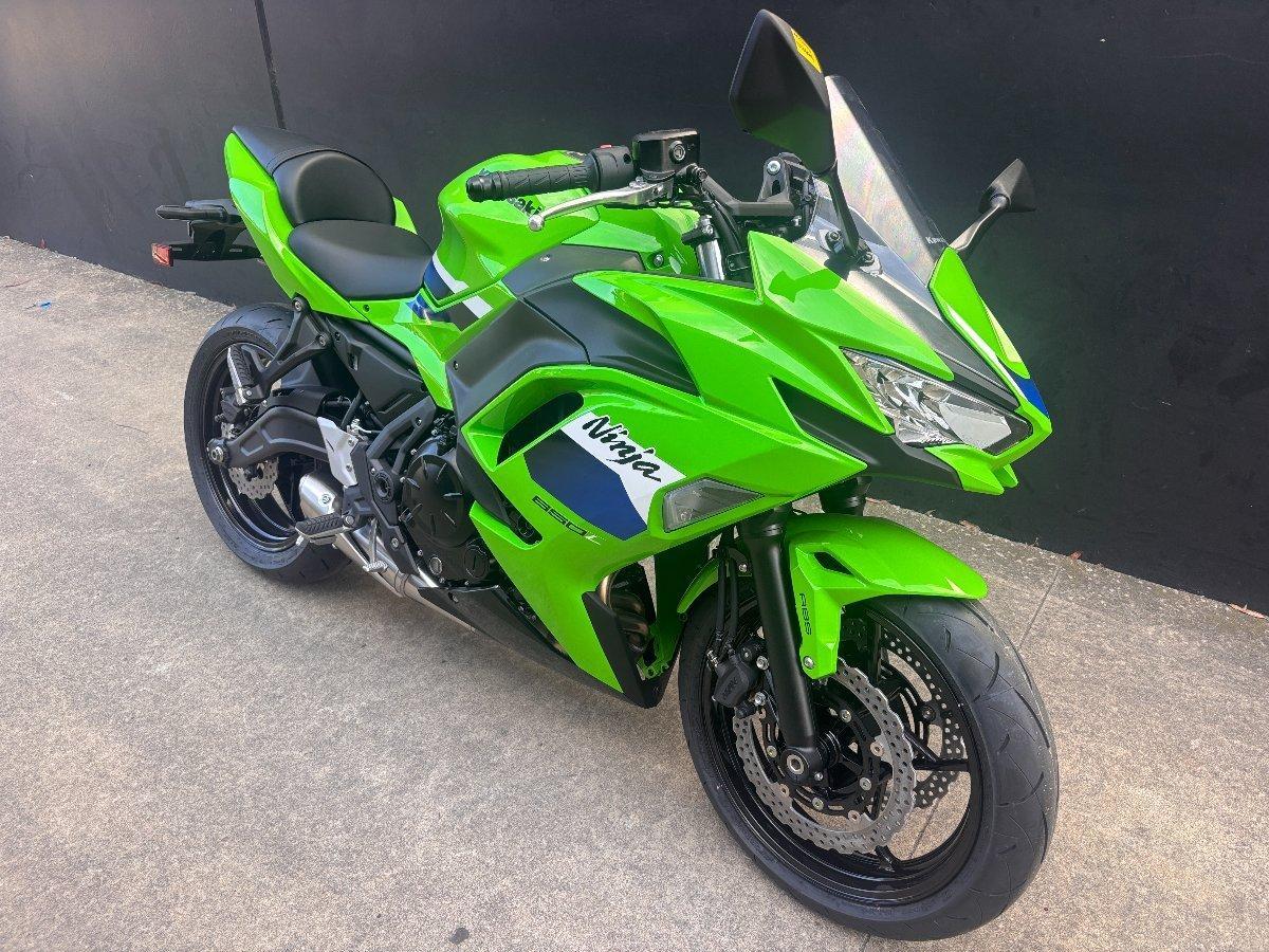 2026 KAWASAKI NINJA 650L SPORTS