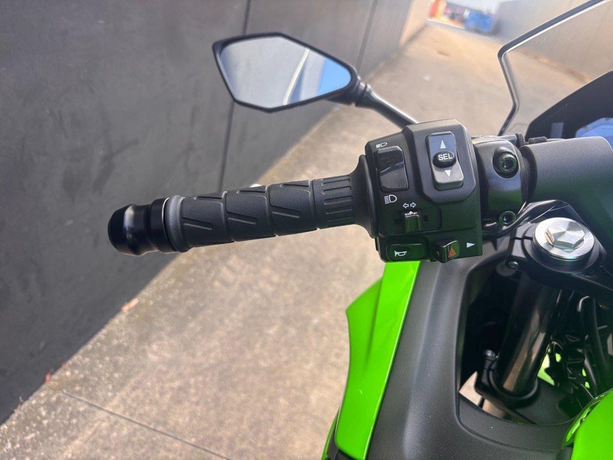 2026 KAWASAKI NINJA 650L SPORTS