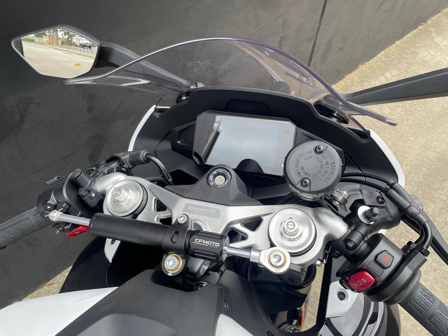 2026 CF MOTO 675 SR-R SPORTS