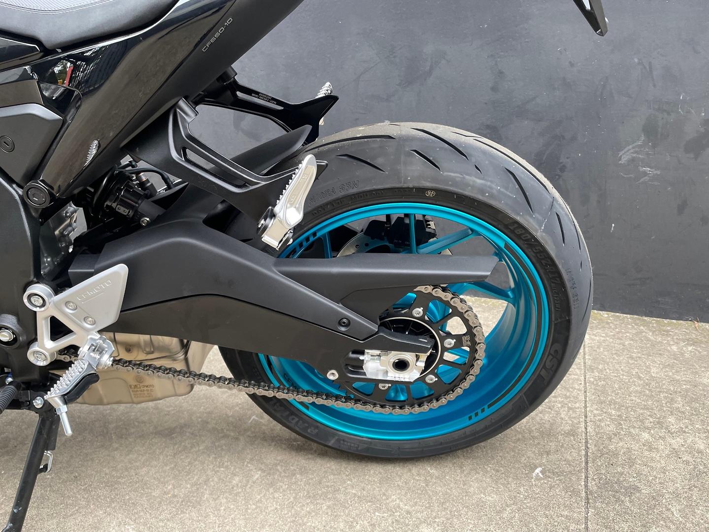 2026 CF MOTO 675 SR-R SPORTS