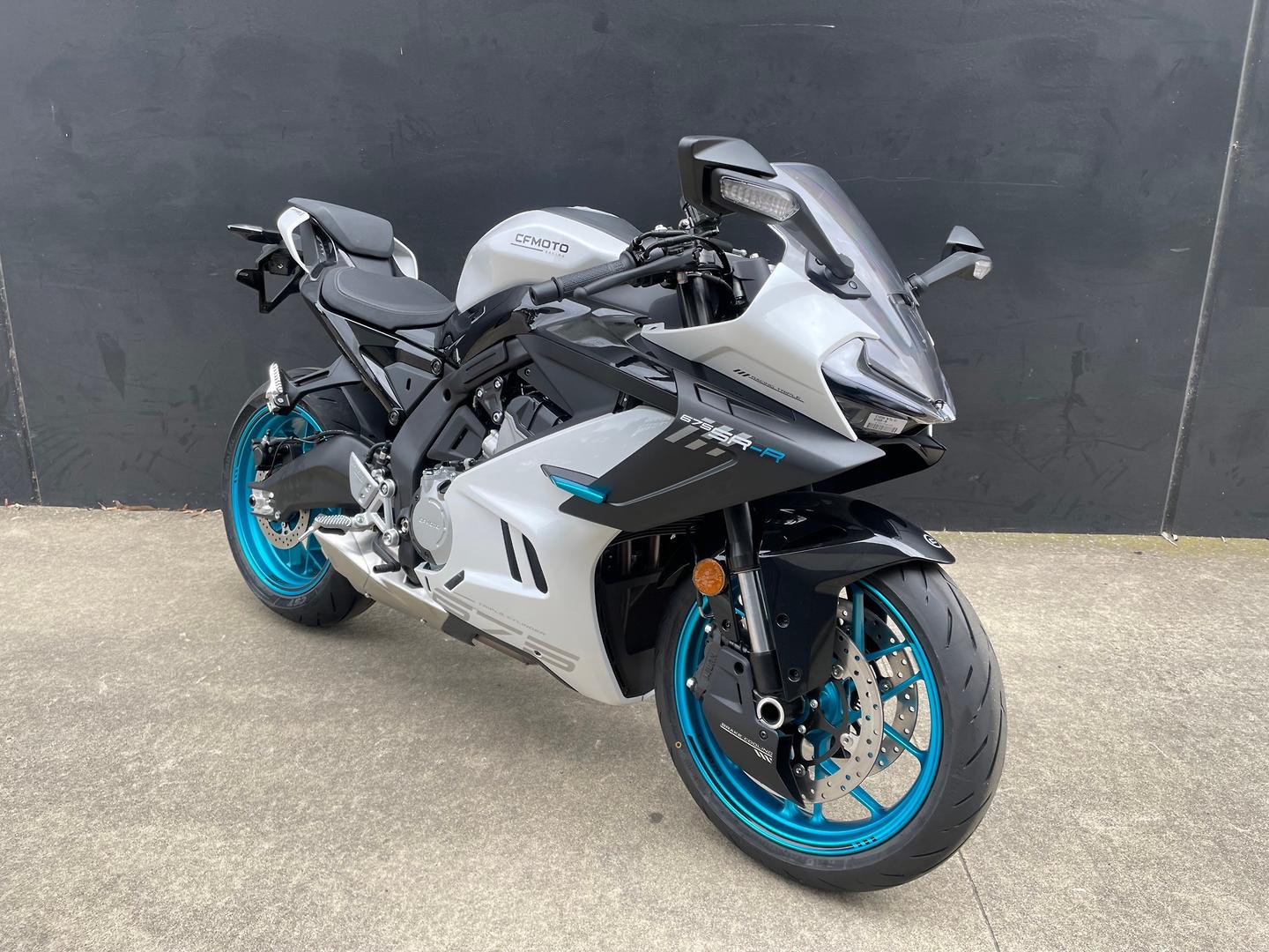 2026 CF MOTO 675 SR-R SPORTS