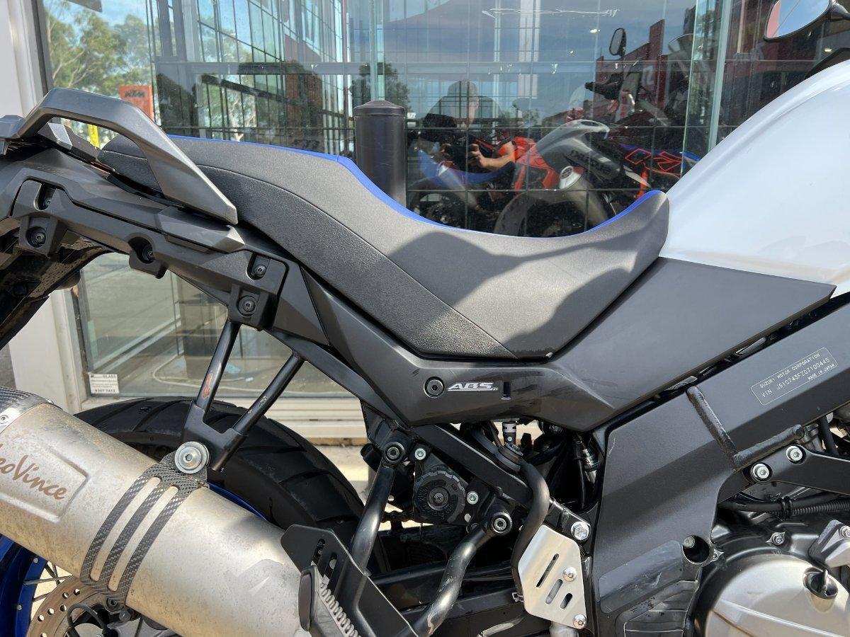 2025 SUZUKI V-STROM 650XT (DL650XA) DUAL SPORTS