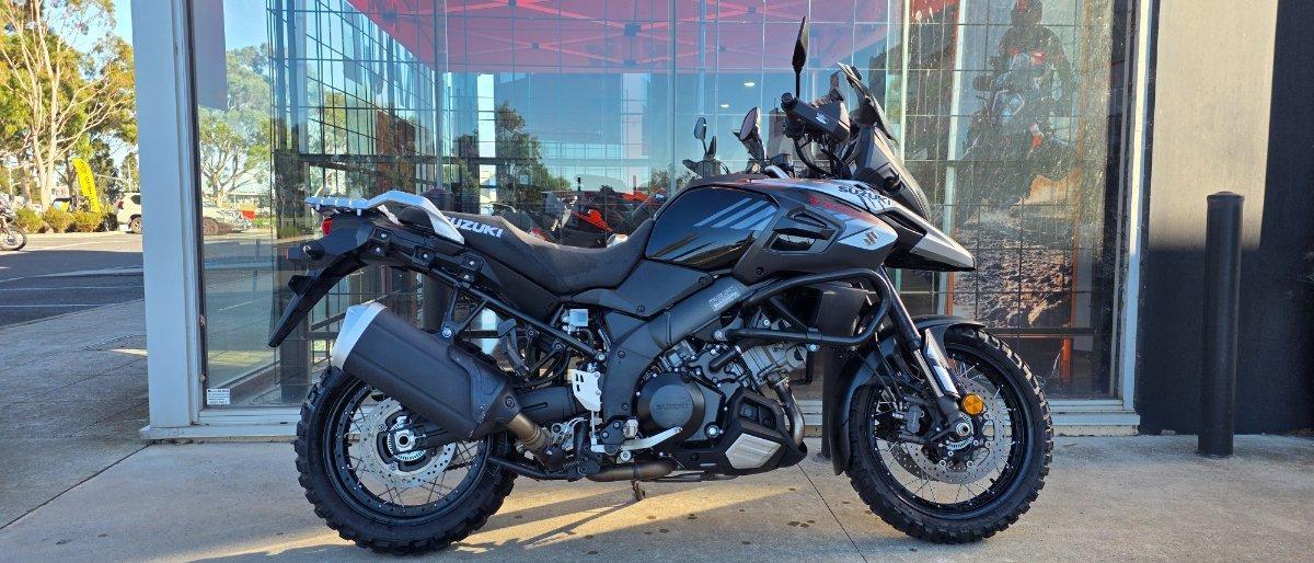 2017 SUZUKI V-STROM 1000 (ABS) (DL1000A) DUAL SPORTS