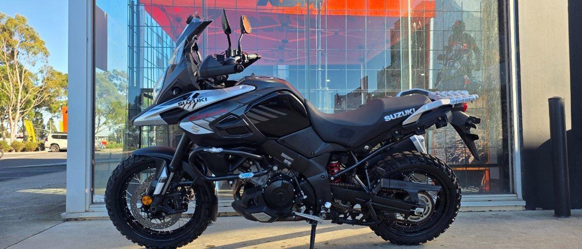 2017 SUZUKI V-STROM 1000 (ABS) (DL1000A) DUAL SPORTS