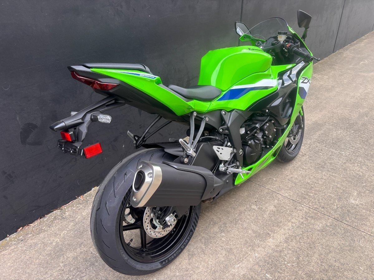 2026 KAWASAKI NINJA ZX-6R (636) SPORTS
