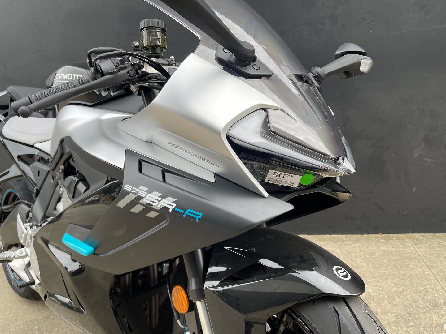 2026 CF MOTO 675 SR-R SPORTS