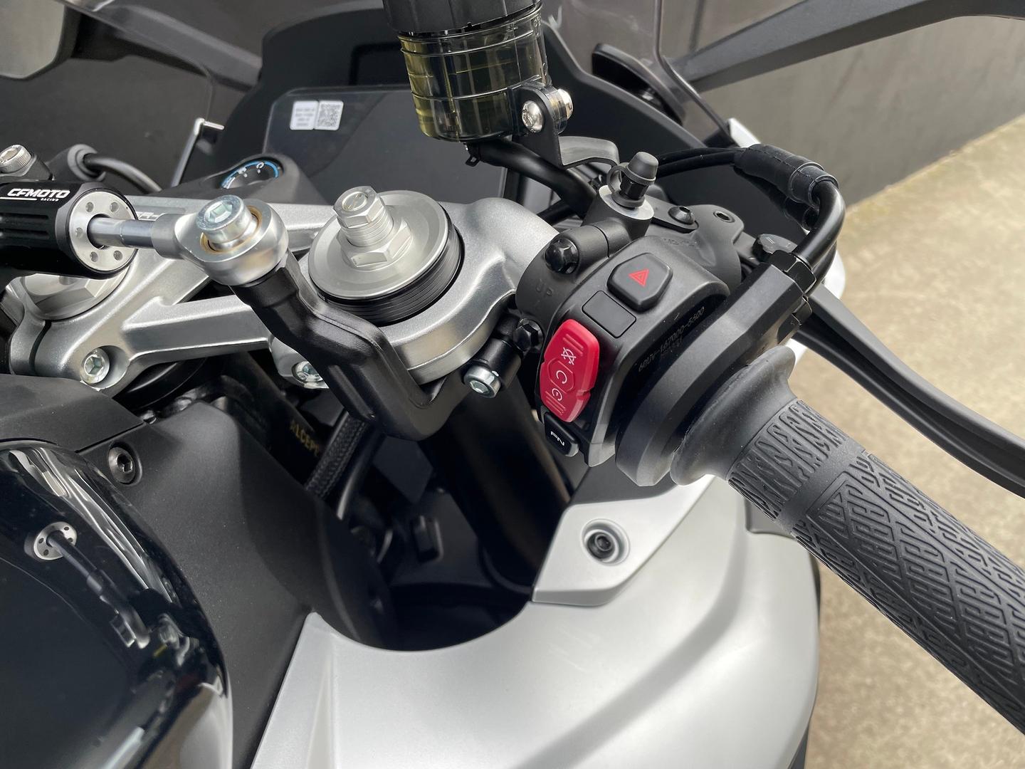 2026 CF MOTO 675 SR-R SPORTS