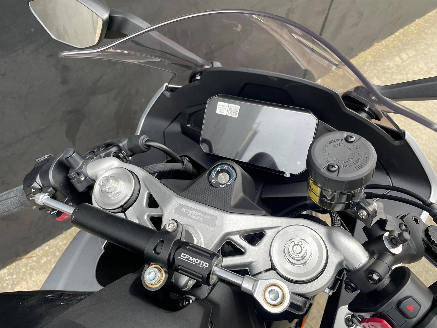 2026 CF MOTO 675 SR-R SPORTS