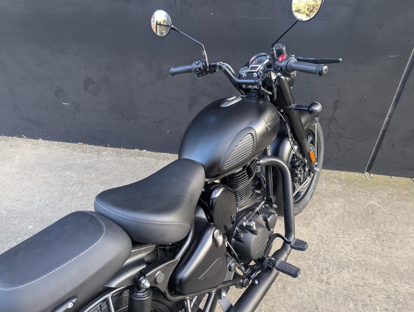 2026 ROYAL ENFIELD CLASSIC 350 DARK ROAD