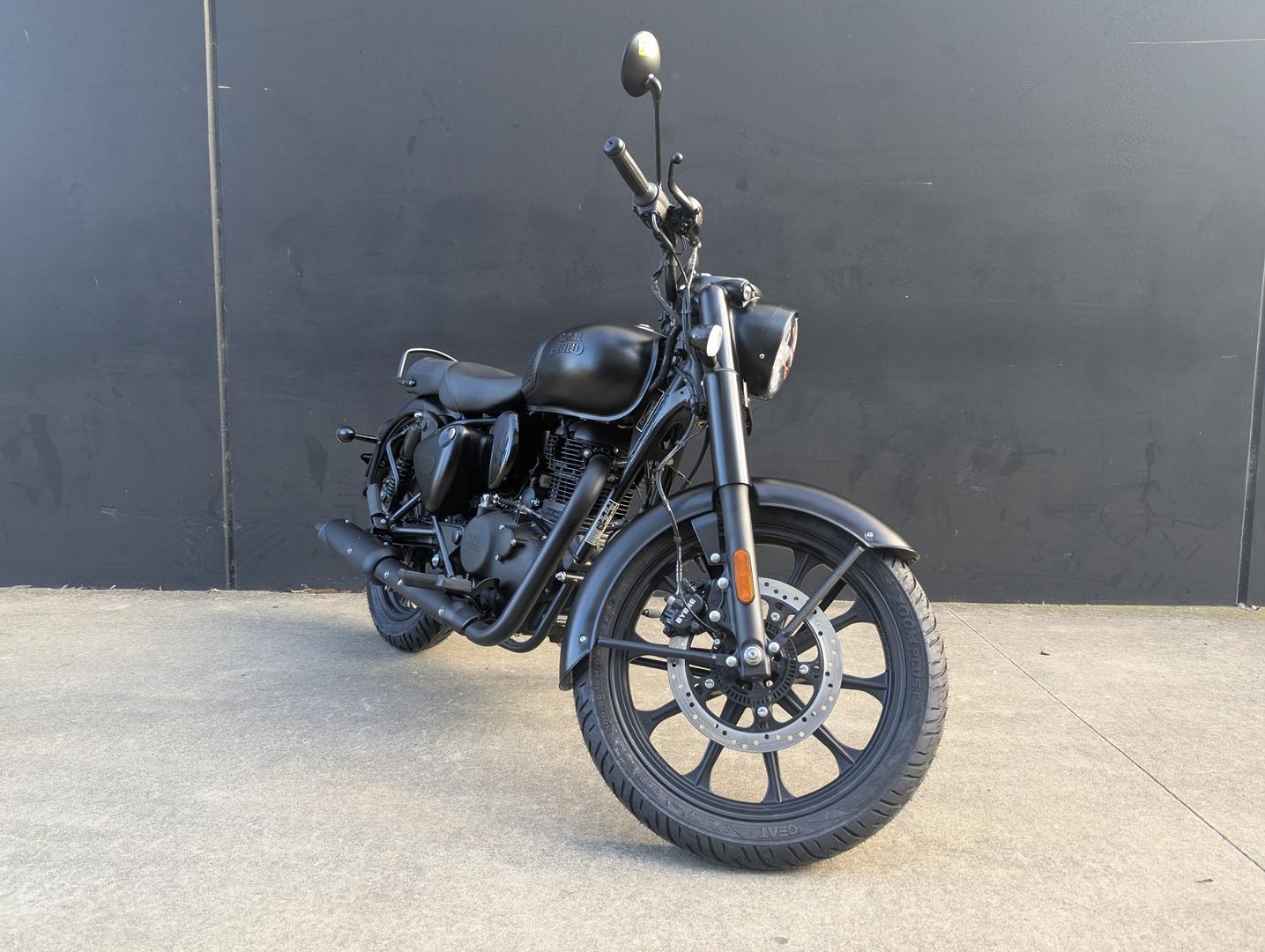 2026 ROYAL ENFIELD CLASSIC 350 DARK ROAD