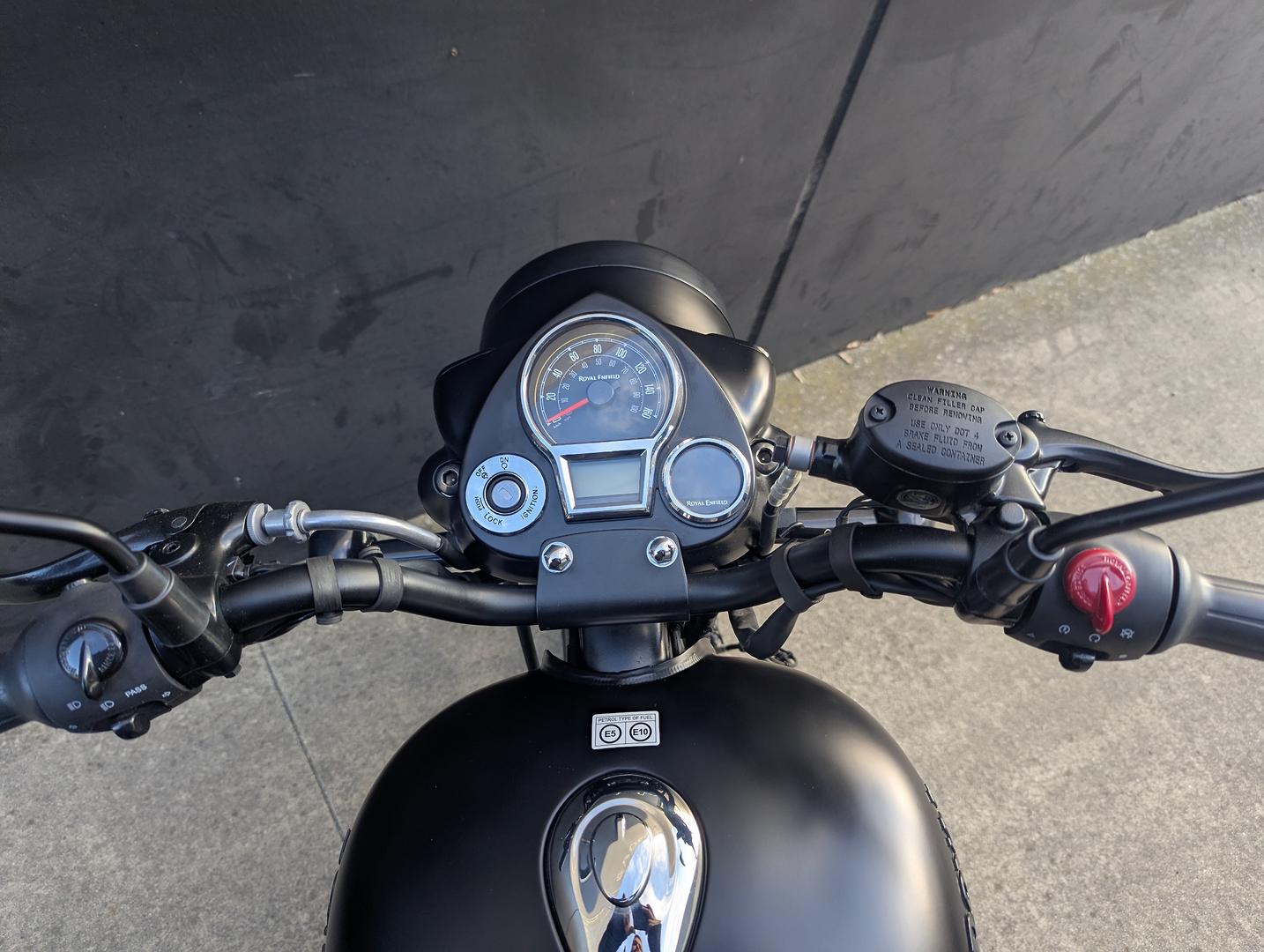 2026 ROYAL ENFIELD CLASSIC 350 DARK ROAD