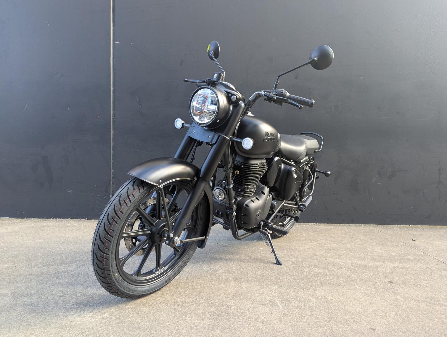 2026 ROYAL ENFIELD CLASSIC 350 DARK ROAD