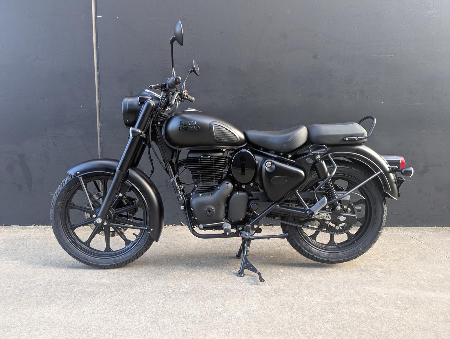 2026 ROYAL ENFIELD CLASSIC 350 DARK ROAD