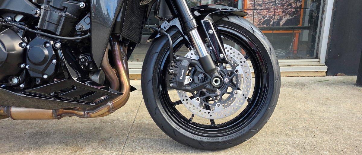 2026 KAWASAKI Z1100 SPORTS