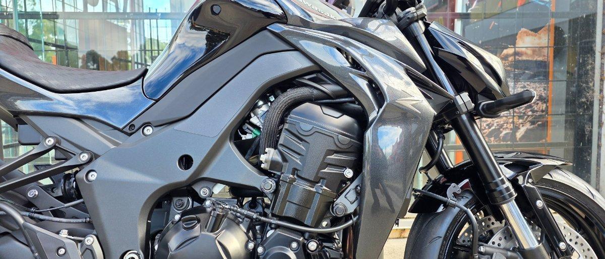 2026 KAWASAKI Z1100 SPORTS