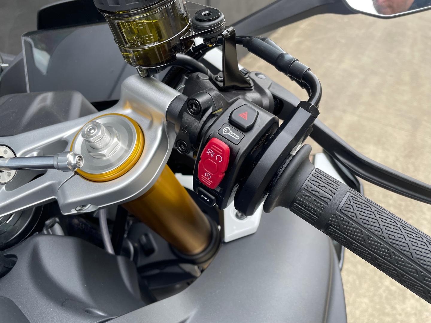 2026 CF MOTO 750 SR-S SPORTS