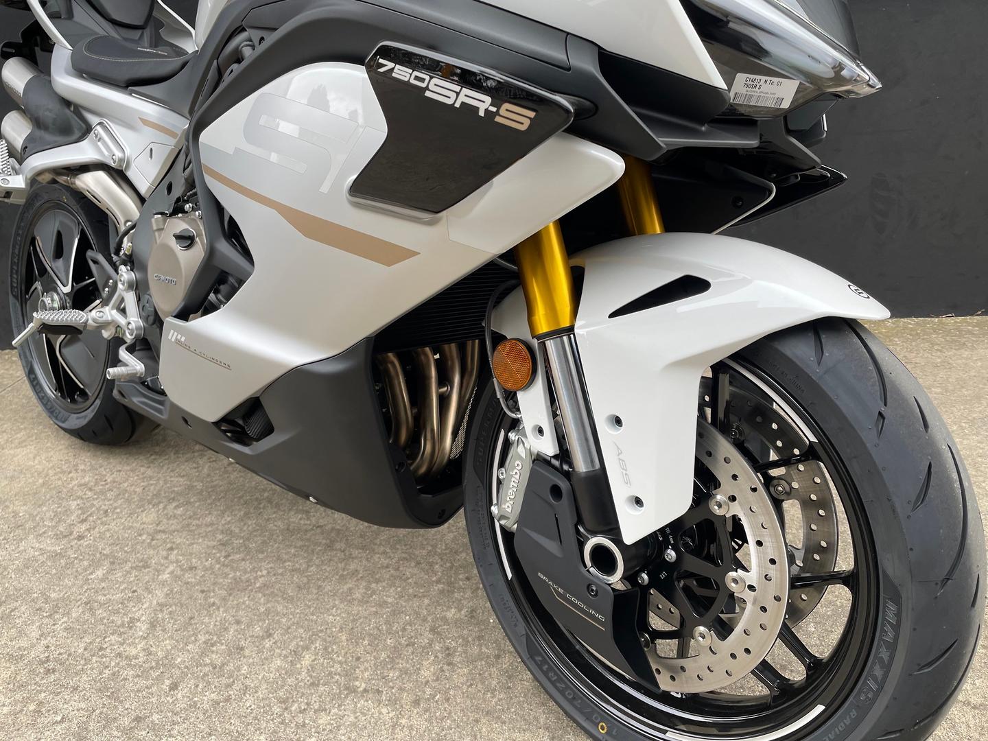 2026 CF MOTO 750 SR-S SPORTS